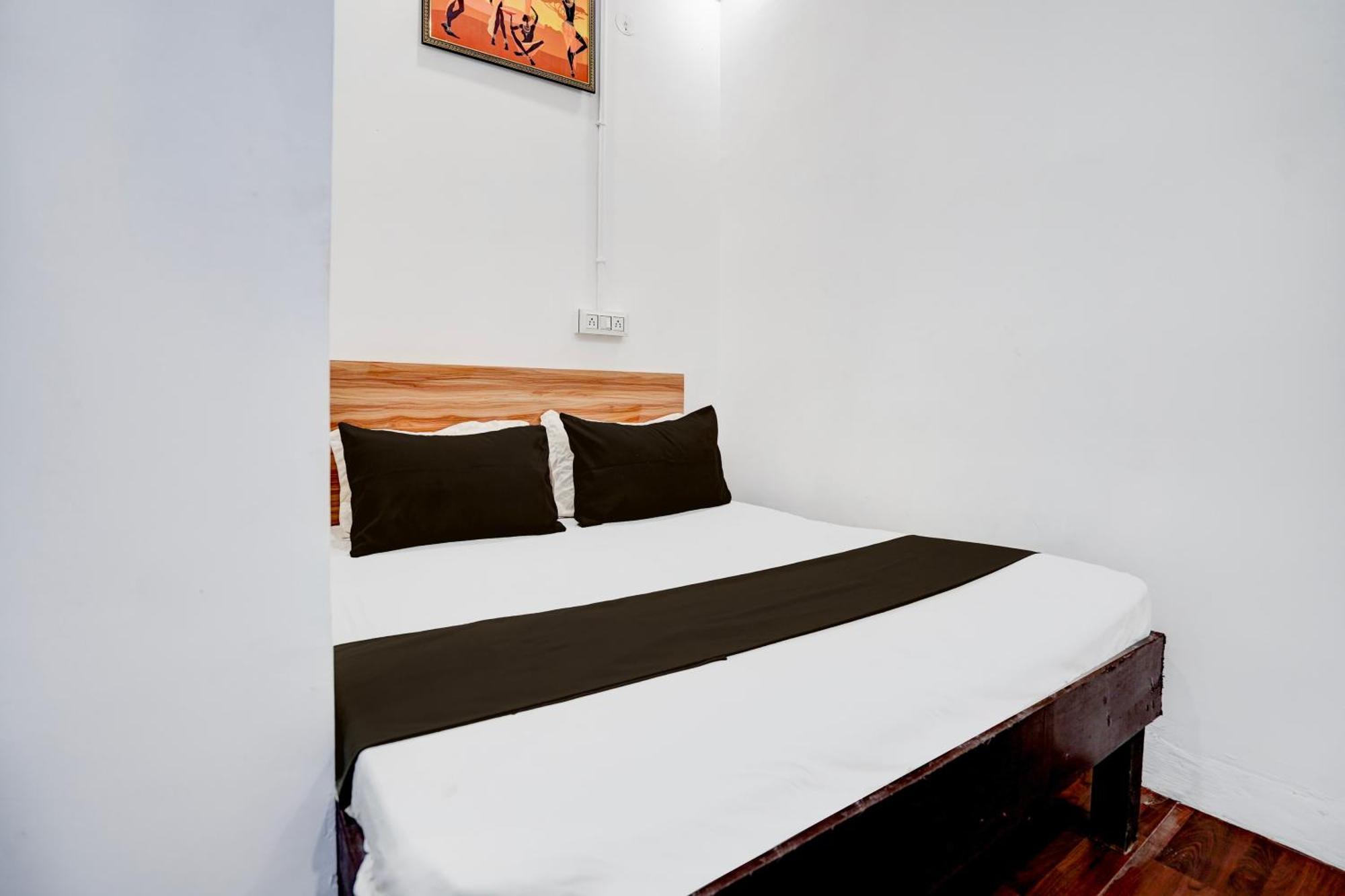Hotel O Le Empire Stay House 新德里 外观 照片